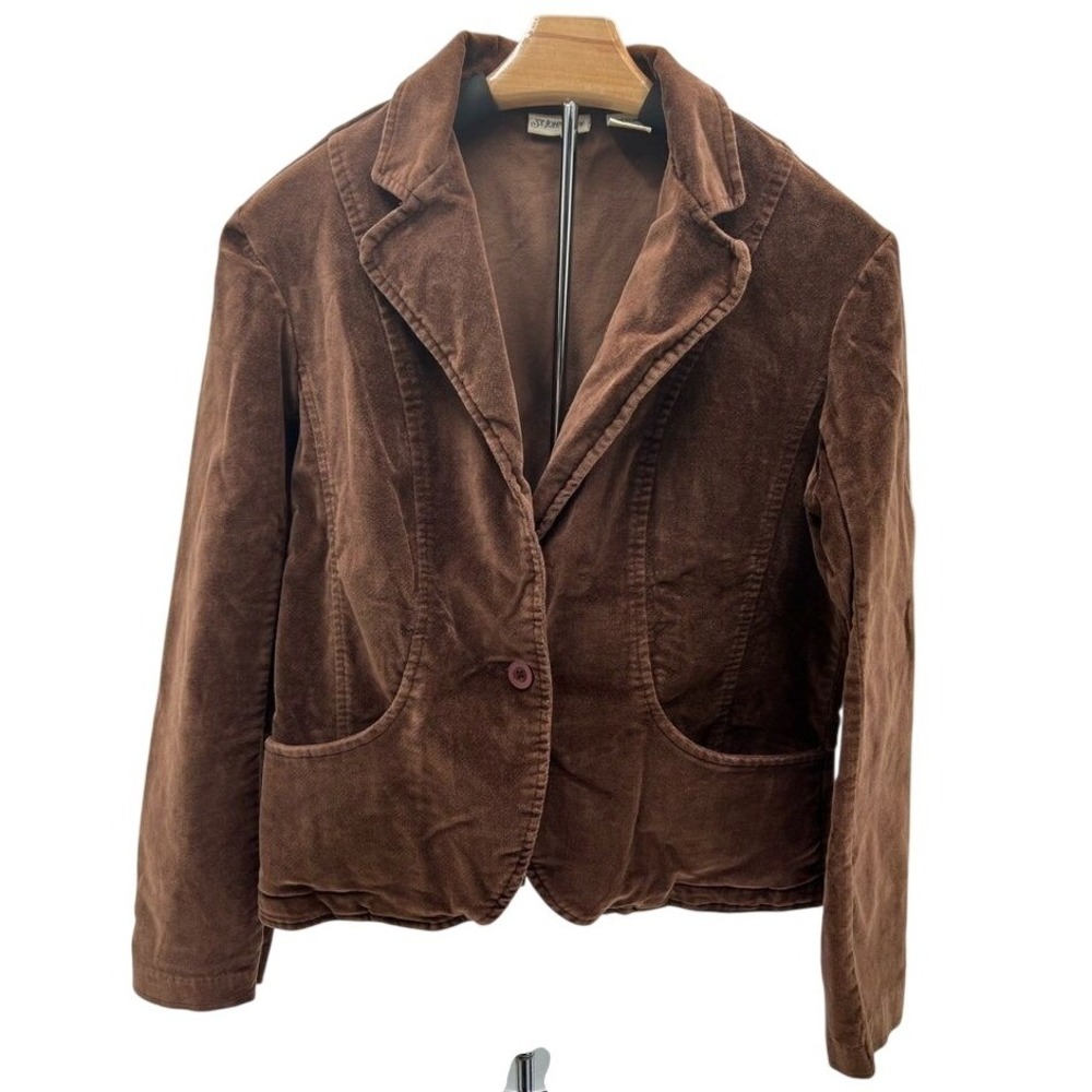Y2K St. John's Bay women's brown blazer size medium pit to pit 20 length 22.5.‎
